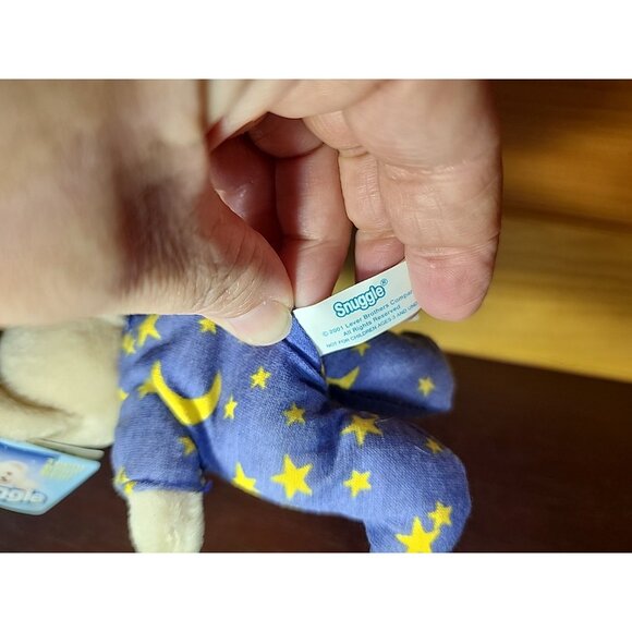 Vintage Snuggle Fabric 5" Teeny Bean Teddy Bear Plush 2001 Pajamas Oct 12 - Picture 4 of 7
